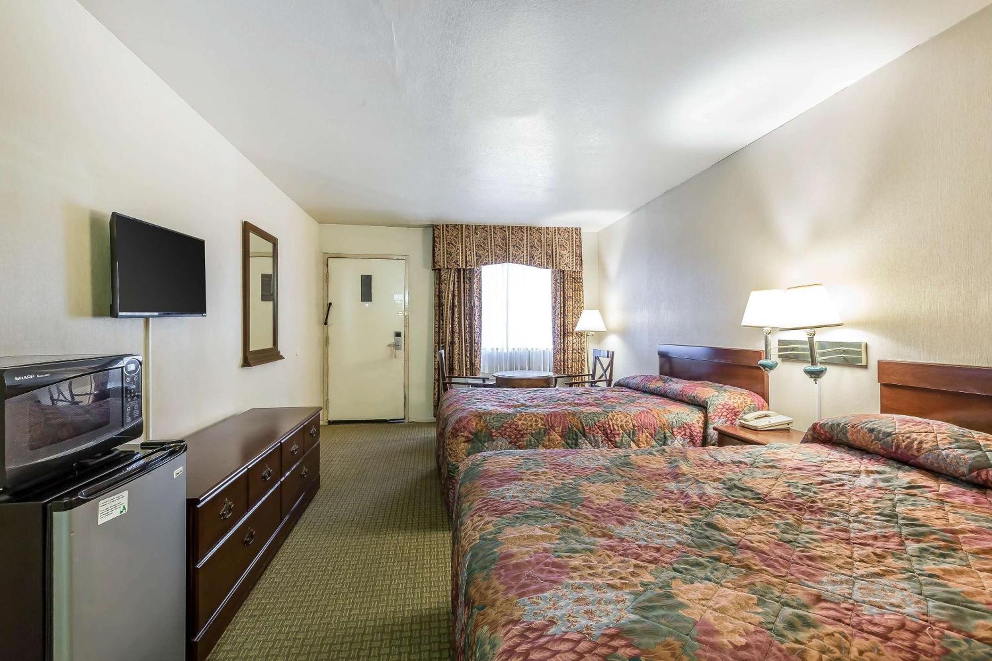 Rodeway Inn Magic Mountain Area Castaic Kültér fotó