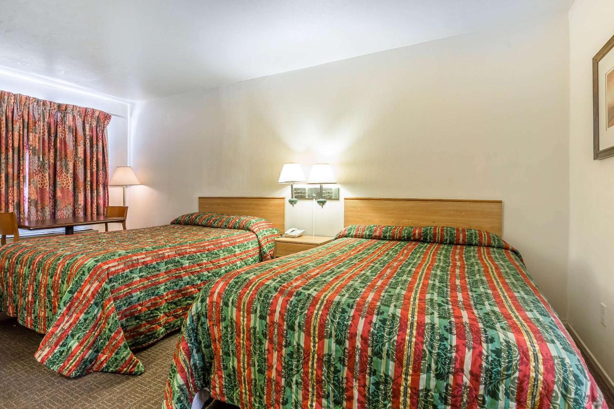 Rodeway Inn Magic Mountain Area Castaic Kültér fotó